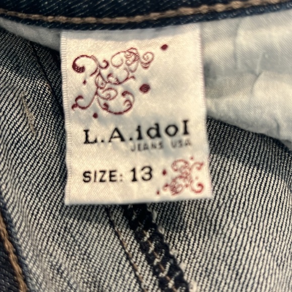 Ladies Jeans - Picture 7 of 7